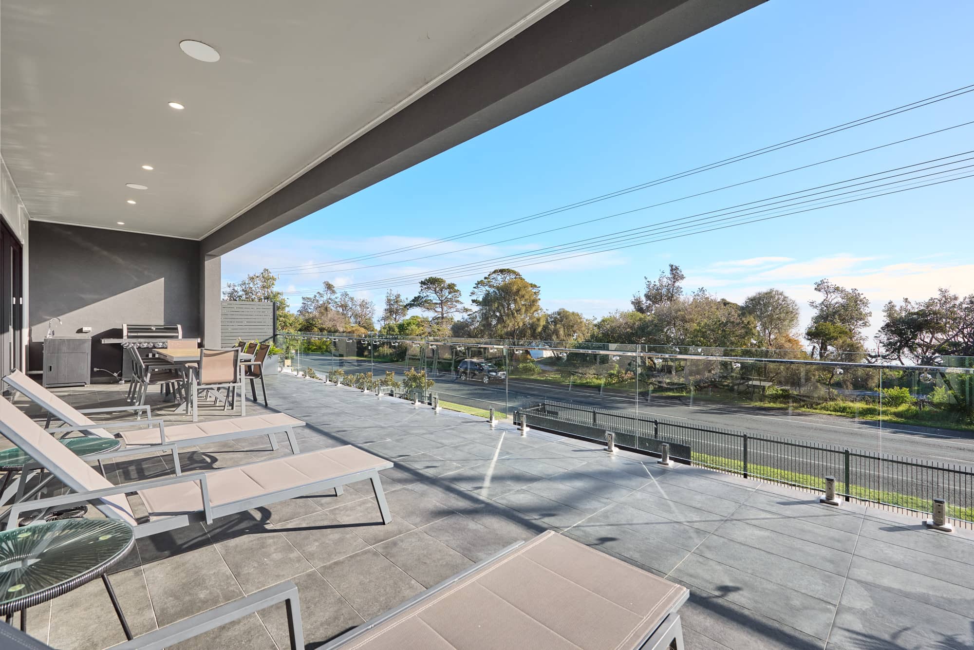 MAX Entertain Beachside Retreat - Amazing Backyard - Photo 1