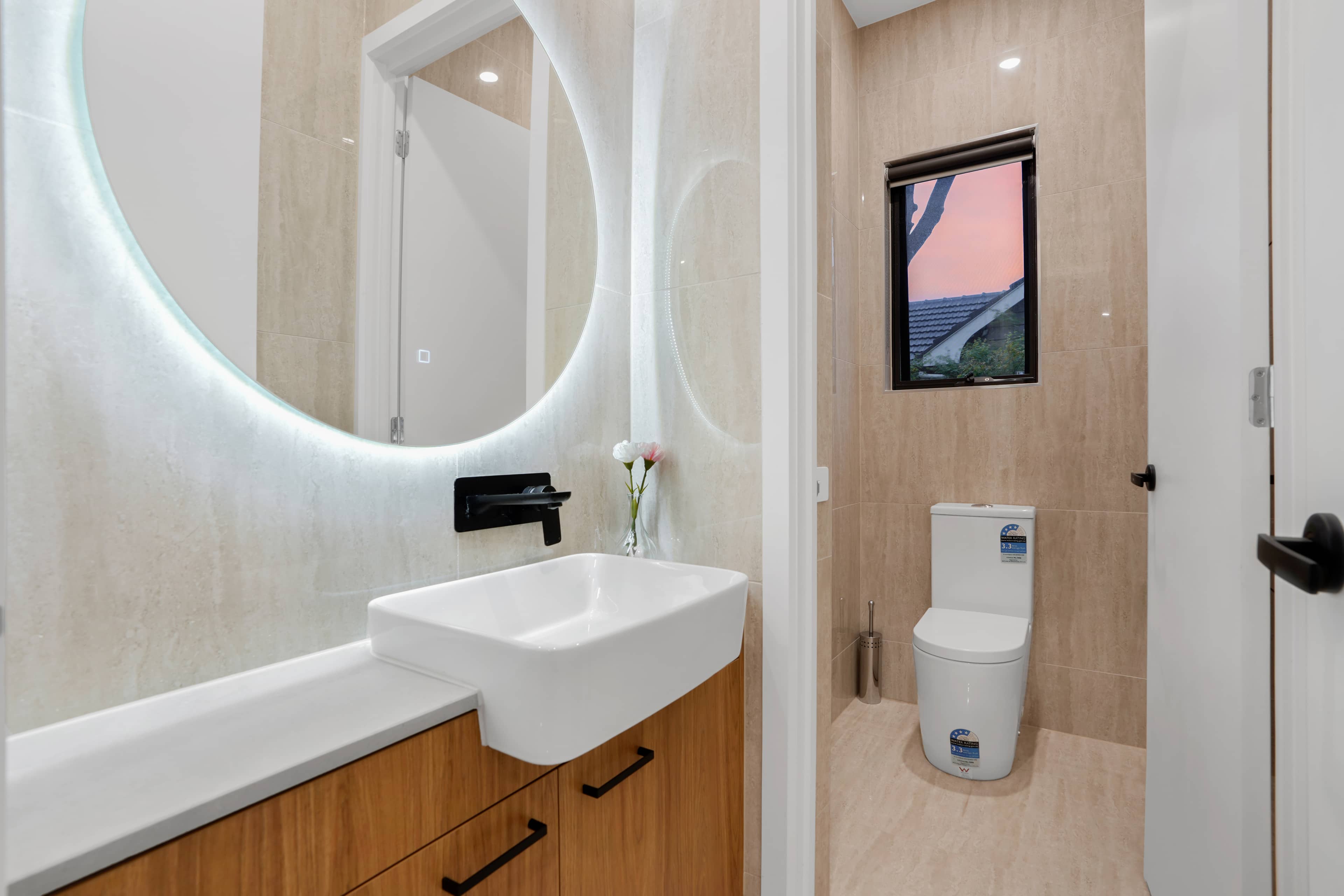 MAX Entertain Beachside Retreat - Amazing Backyard - Photo 8